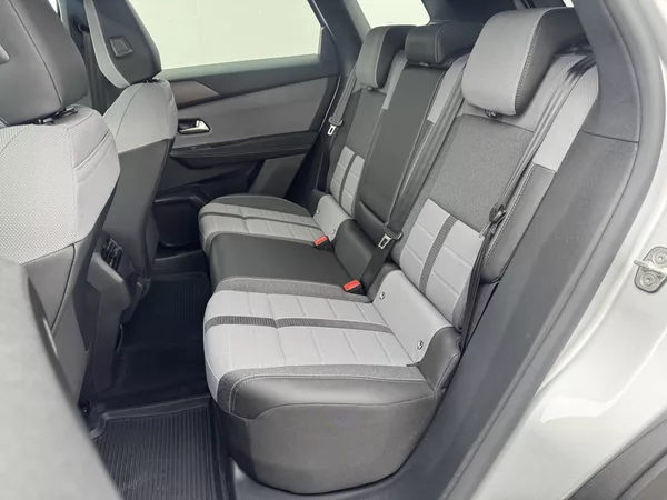 Opel Grandland GS Hybrid TURBO eDCT6 1.2 TURB - foto 8
