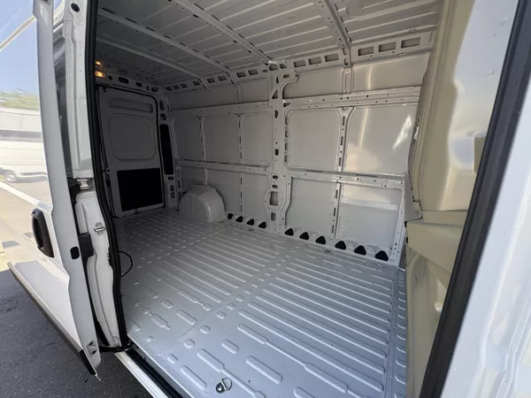 Opel Movano L3H2 3500 6°MT 2,2 CDTi - foto 12