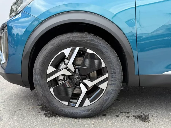 Peugeot 2008 ALLURE Hybrid 1,2 145 e-DCS6 - foto 6