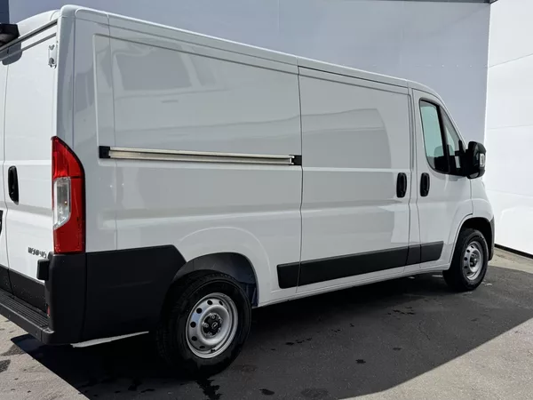 Opel Movano L2H1 3000 6°MT 2,2 CDTi - foto 3