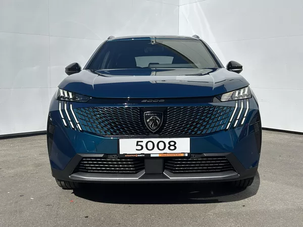 Peugeot 5008 GT e-DCS6 Hybrid - foto 2