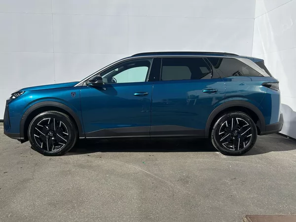 Peugeot 5008 GT e-DCS6 Hybrid - foto 3