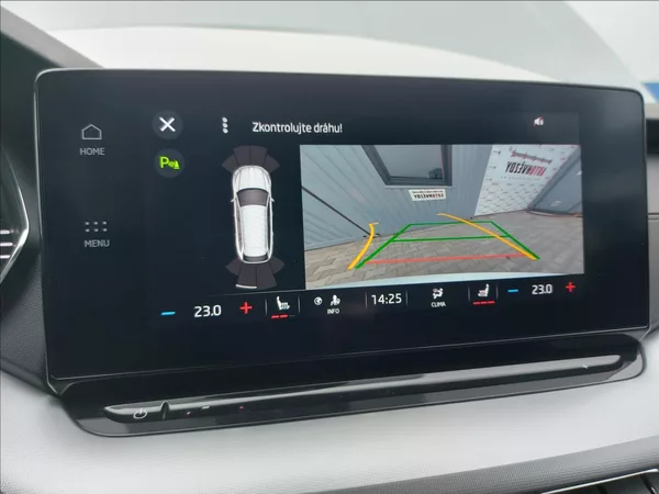 Škoda Octavia 2,0 TDI STYLE FUL LED S.KNIHA - foto 32