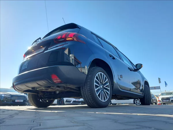 Peugeot 2008 1,2 ALLURE S&S ČR 1.MAJITEL - foto 38