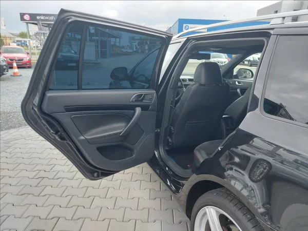 Škoda Octavia 2,0 TDI RS 6°man CEBIA - foto 10