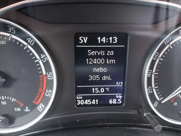Škoda Octavia 2,0 TDI RS 6°man CEBIA - foto 27