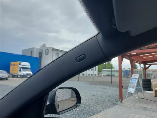 Škoda Octavia 2,0 TDI RS 6°man CEBIA - foto 35