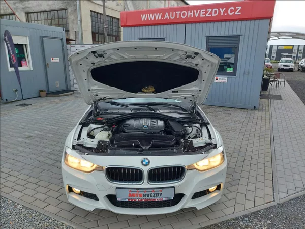 BMW Řada 3 320d M-Sport aut Touring - foto 41
