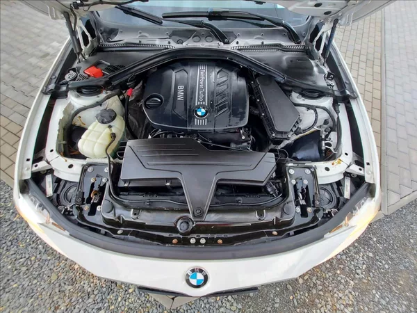 BMW Řada 3 320d M-Sport aut Touring - foto 42