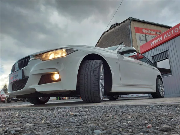 BMW Řada 3 320d M-Sport aut Touring - foto 43