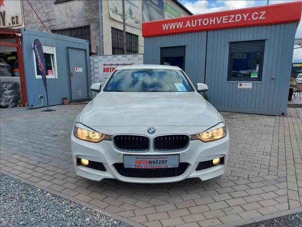 BMW Řada 3 320d M-Sport aut Touring - foto 5