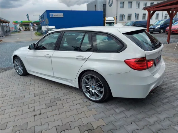 BMW Řada 3 320d M-Sport aut Touring - foto 7