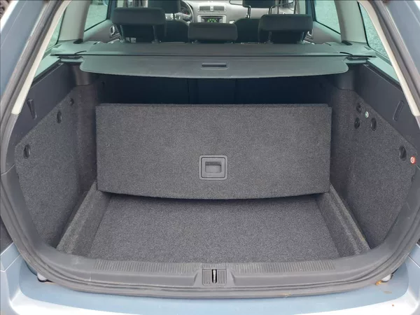 Škoda Octavia 1,4 TSI Elegance S.KNIHA - foto 20