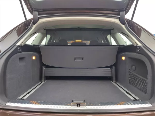 Audi A4 2,0 TDI AUT NAVI ČR S.KNIHA - foto 21