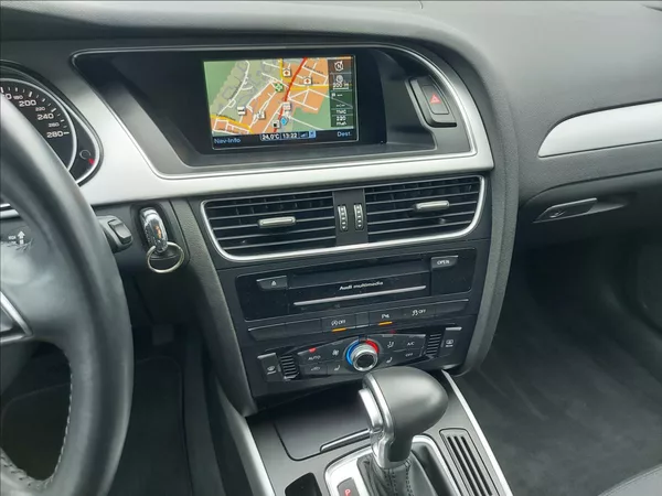 Audi A4 2,0 TDI AUT NAVI ČR S.KNIHA - foto 38