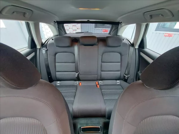 Audi A4 2,0 TDI AUT NAVI ČR S.KNIHA - foto 52