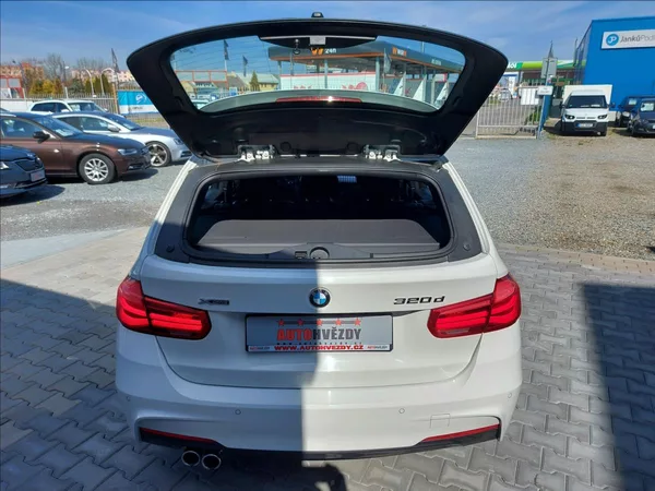BMW Řada 3 320d xDrive MSport ČR 1.majite - foto 14