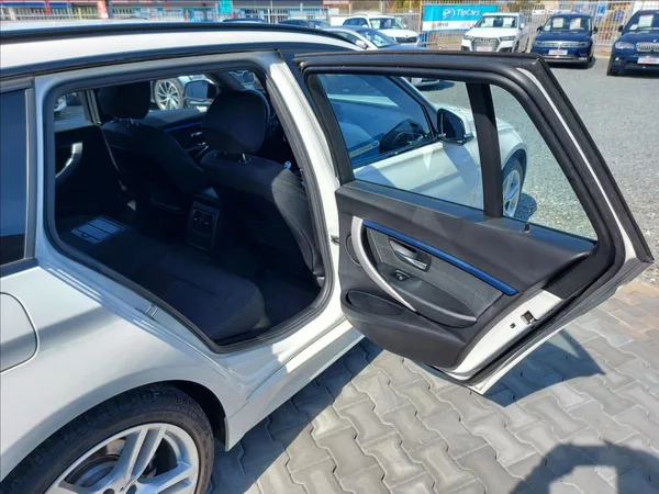 BMW Řada 3 320d xDrive MSport ČR 1.majite - foto 20