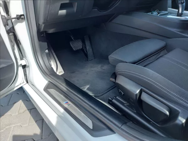 BMW Řada 3 320d xDrive MSport ČR 1.majite - foto 29