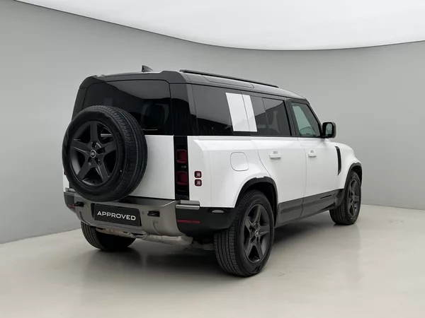 Land Rover Defender 110 D250 X-DYNAMIC SE 1. maj. - foto 12