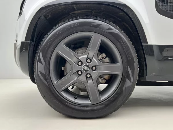 Land Rover Defender 110 D250 X-DYNAMIC SE 1. maj. - foto 14