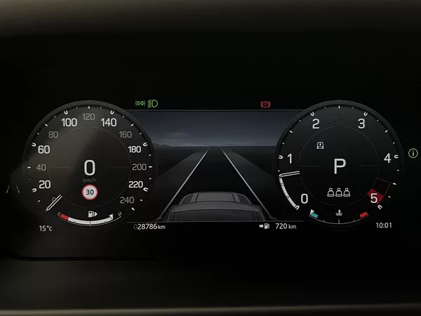 Land Rover Defender 110 D250 X-DYNAMIC SE 1. maj. - foto 24