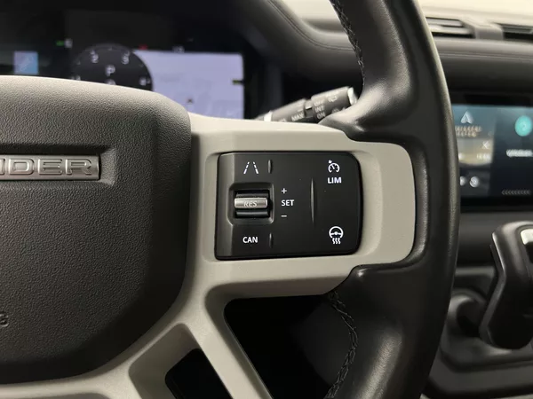 Land Rover Defender 110 D250 XS EDITION AUT CZ - foto 27