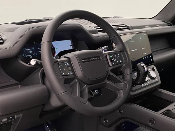 Land Rover Defender 110 P635 OCTA BLACK AWD AUT - foto 17