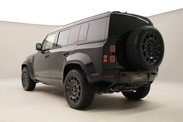Land Rover Defender 110 P635 OCTA BLACK AWD AUT - foto 9