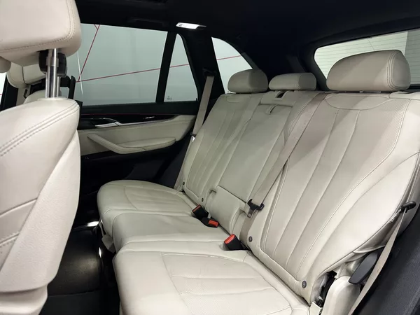 BMW X5 M50d Xdrive*Nez, topení*7 míst