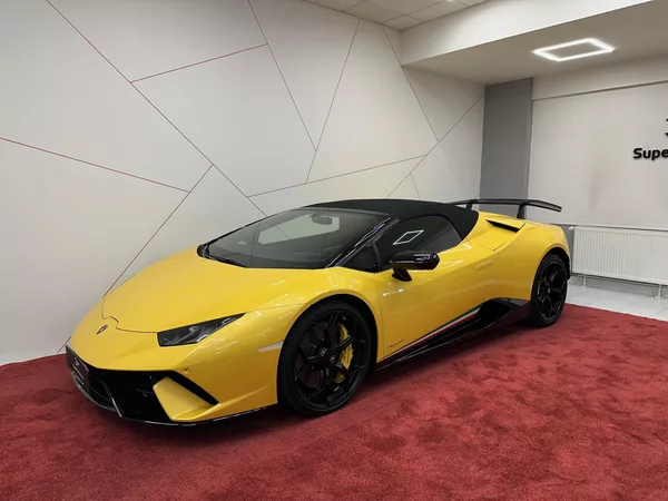 Lamborghini Huracán Performante Spyder*TOP SPEC - foto 2