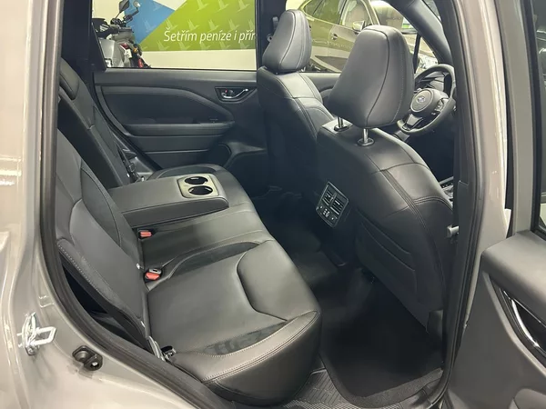 Subaru Forester 2.0 Touring 2025 4x4 nové | Zá - foto 29