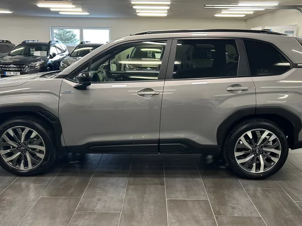 Subaru Forester 2.0 Touring 2025 4x4 nové | Zá - foto 8