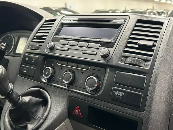 Volkswagen Transporter T5 L2 CNG/benzín | Záruka - foto 19