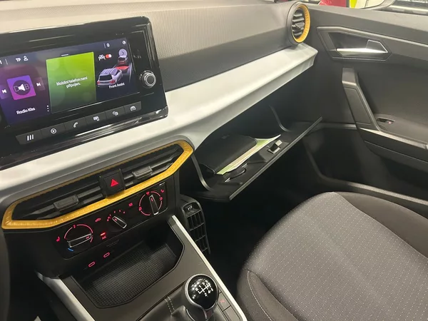 Seat Arona 1.0 TGI MAN Style 2020 | Záruk - foto 37