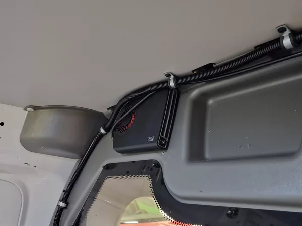 Volkswagen Caddy 1.4TGI CNG Maxi Skříň | Záruka - foto 22