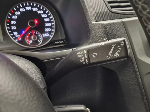 Volkswagen Caddy 1.4TGI CNG Maxi Skříň 2020 | Z - foto 35
