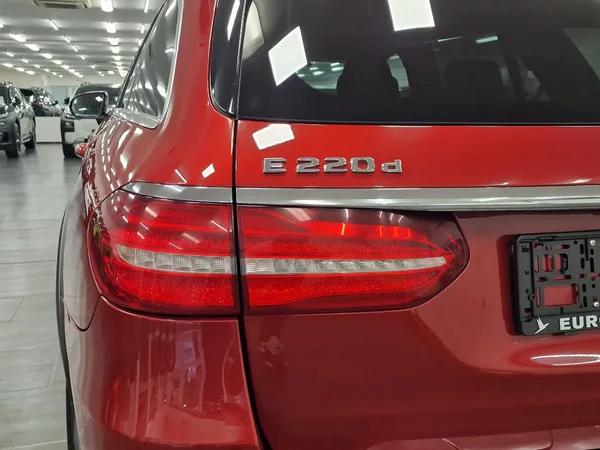 Mercedes-Benz 220 - foto 14