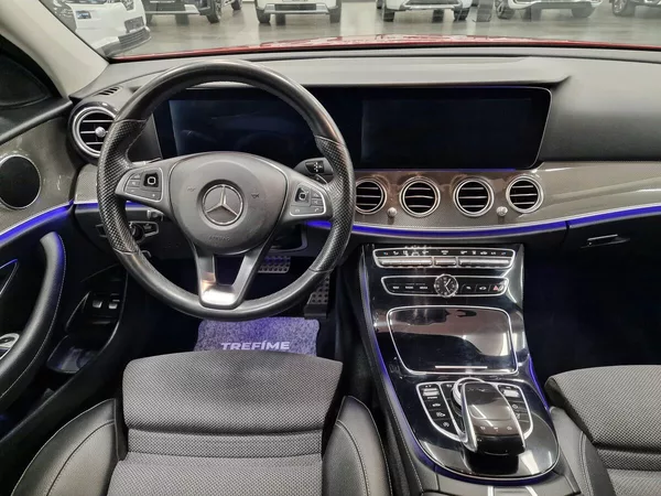 Mercedes-Benz 220 - foto 44