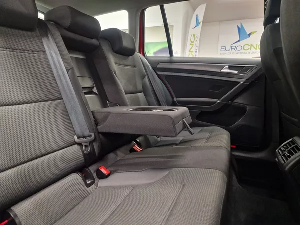 Volkswagen Golf 1.4 TGI MAN 2018 | Záruka - foto 28
