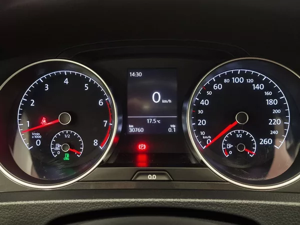Volkswagen Golf 1.4 TGI MAN 2018 | Záruka - foto 40