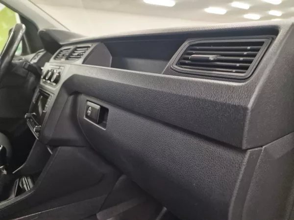 Volkswagen Caddy 1.4TGI CNG Maxi Skříň 2020 | Z - foto 27