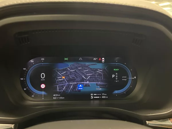 Volvo XC60 T8 AWD Ultimate+ DARK záruka - foto 19