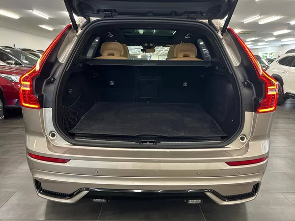 Volvo XC60 T8 AWD Ultimate+ DARK záruka - foto 6