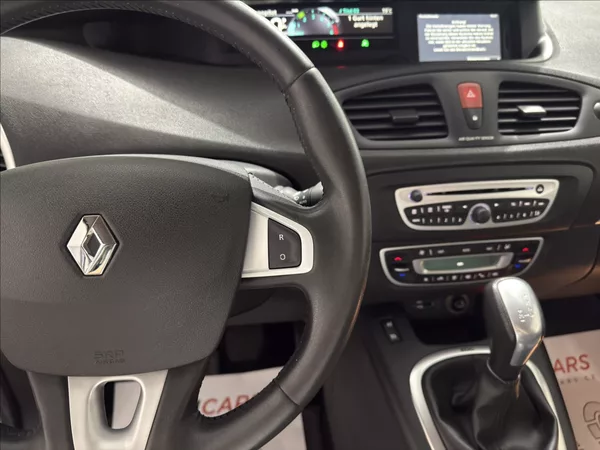 Renault Grand Scénic 1,5 DCI AUTOMAT NAVI ČIDLA - foto 10