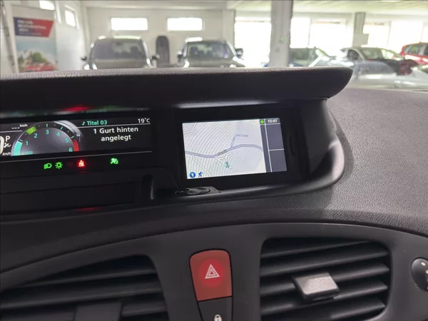 Renault Grand Scénic 1,5 DCI AUTOMAT NAVI ČIDLA - foto 13