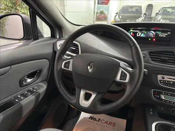 Renault Grand Scénic 1,5 DCI AUTOMAT NAVI ČIDLA - foto 24
