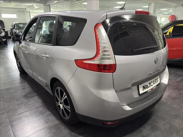 Renault Grand Scénic 1,5 DCI AUTOMAT NAVI ČIDLA - foto 4