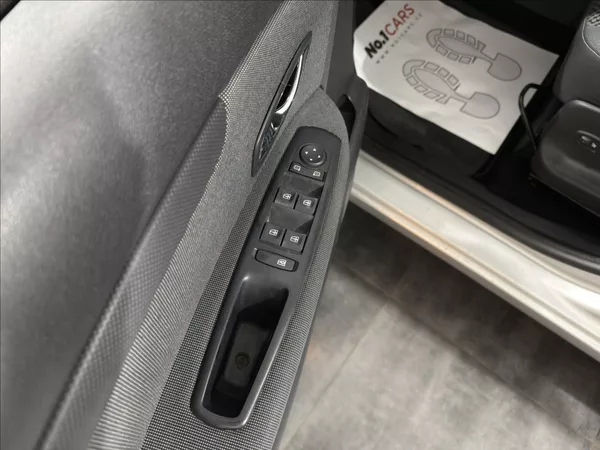 Renault Grand Scénic 1,5 DCI AUTOMAT NAVI ČIDLA - foto 7