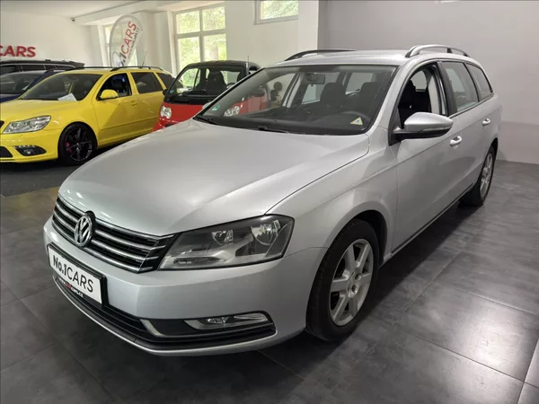 Volkswagen Passat 1,6 TDI 77KW VÝHŘEV TAŽNÉ - foto 3